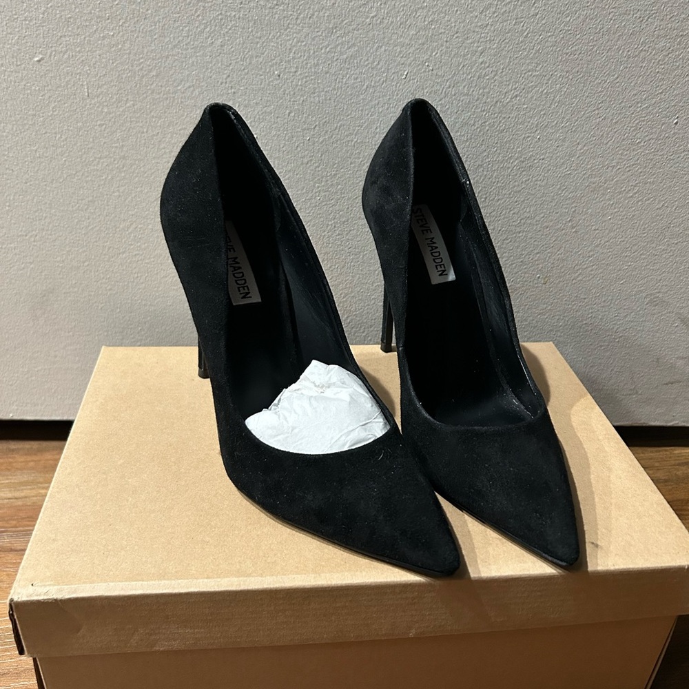 Steve Madden Classic Black Suede Heels